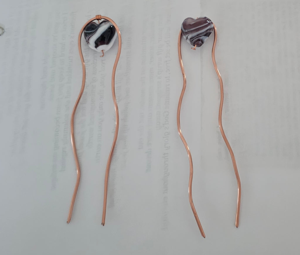 Hairpins with purple and white accent (2)